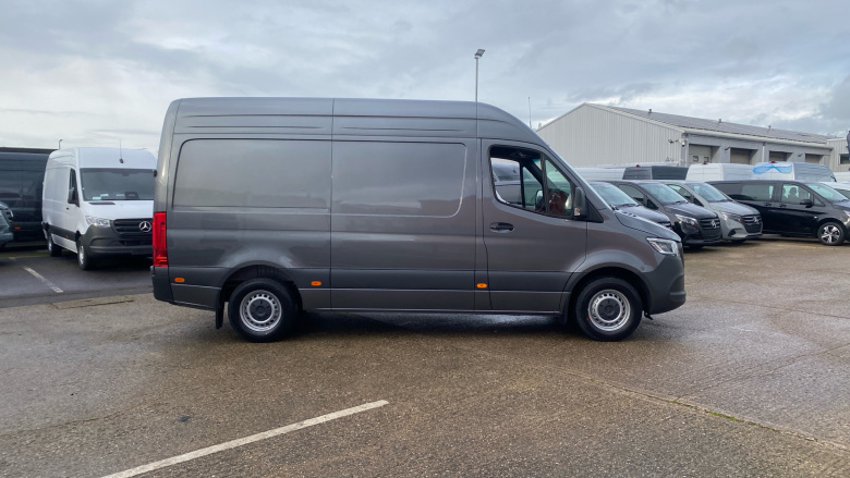 Mercedes-Benz Sprinter 315Cdi L2 Diesel Rwd 3.5t H2 Select Van
